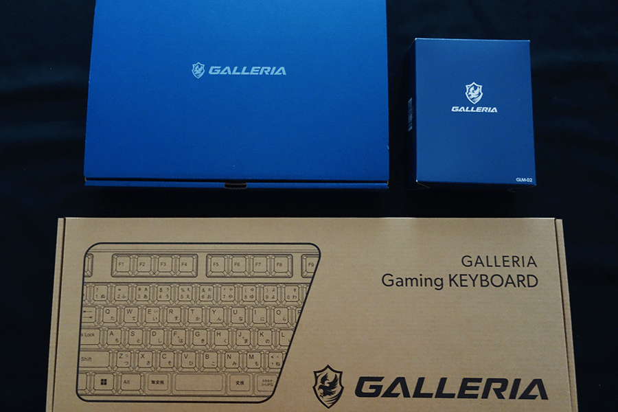 電源ケーブルとガレリア レーザーマウス、そして GALLERIA Gaming keybord 